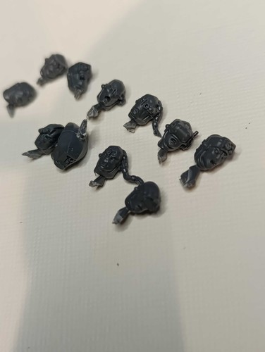 Warhammer 40k tau heads - heads, x11