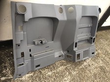 LONDON TAXIS LTI TX4 REAR CENTRE PARTITION CHINESE SPEC REMOVED FROM A 14 PLATE