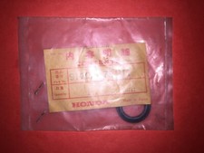 Honda C70 C90 Cub Starter Sprocket Oil Seal Genuine 91202-179-711