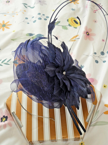 Navy blue fascinator with - navy,
