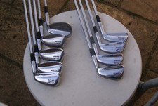 e WILSON STAFF Tour Blade