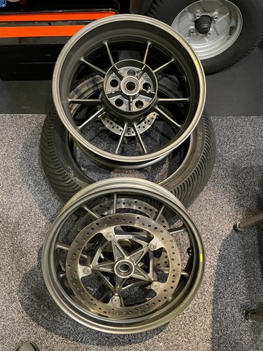 Bmw s1000rr wheels with - bmw, discs