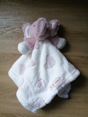 Blankets beyond bunny - &,
