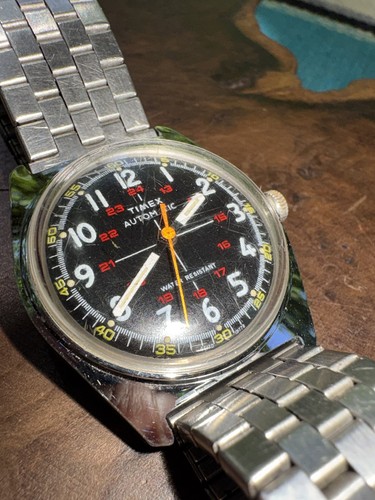 Vintage 1978 timex - timex, military