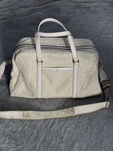 Michael kors duffle bag - mk,