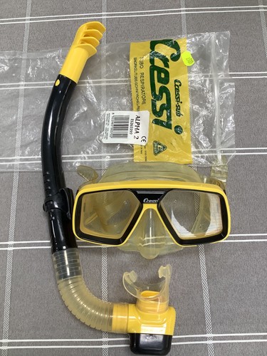 Cressi sub scuba diving - diving, mask