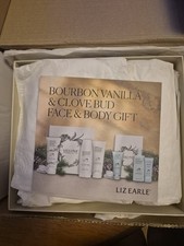LIZ EARLE BOURBON VANILLA AND