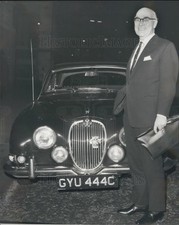 1968 Press Photo Sir Donald