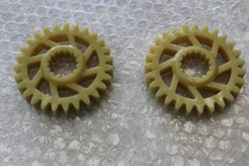 Balance shaft gear - ,