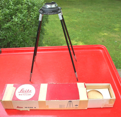 Leitz leica boowu copy - copy, stand