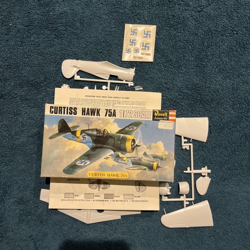 Vintage revell curtiss - 1/72,
