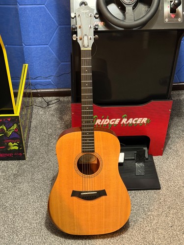 Taylor acoustic academy - academy, 10e