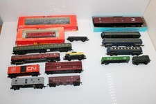 16 x Assorted HO Scale Wagon &
