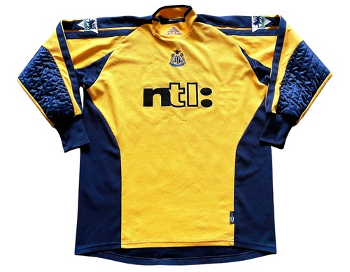 Newcastle goalkeeper shirt - newcastle,