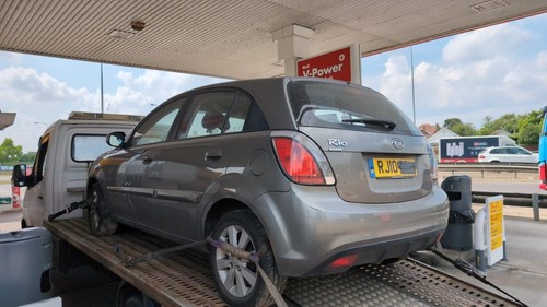 Kia rio breaking 1 - breaking,