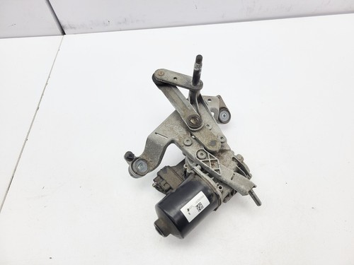 Front windscreen wiper motor - front,