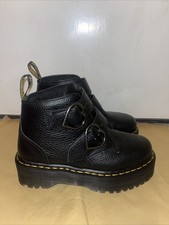 Doc Dr. Martens Pebbled Black