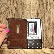 Vintage 1983 Olympus L200 Pearlcorder Microcassette Voice Recorder (302258) 