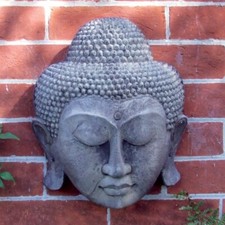 Thai Buddha Head Stone Garden