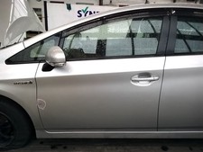 FRONT DOOR LH TOYOTA PRIUS MK3 2009 TO 2015 SILVER  5 DOOR HATCHBACKSILVER