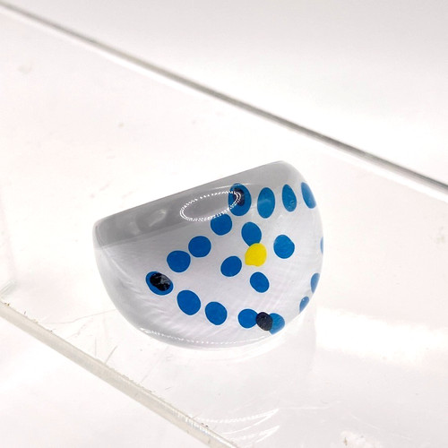 Chunky lucite ring size - , o