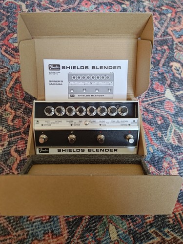 Fender kevin shields signature - shields,