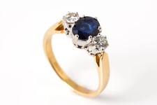 18ct Yellow Gold Sapphire &