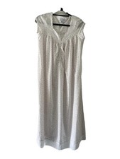 Vintage ladies Cotton Chintz Nightdress 100% Cotton Size S