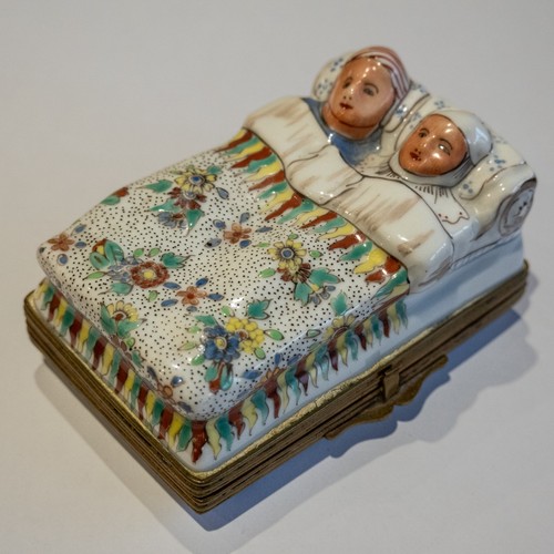 Vintage chantilly french - vintage,