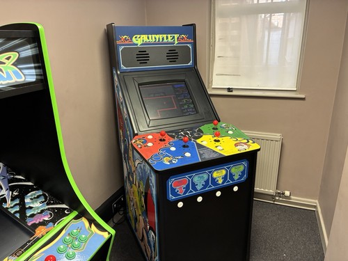 Atari gauntlet player - ,