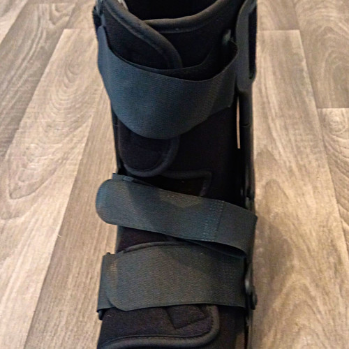 Elife orthopaedic walking boot - elife,