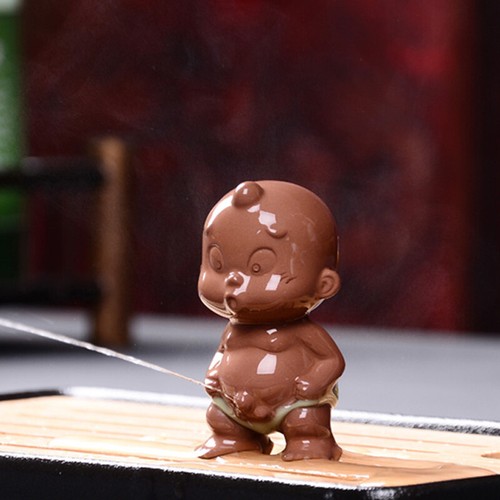 Funny pee doll porcelain - funny,