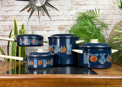 Enamel saucepans large - enamel,