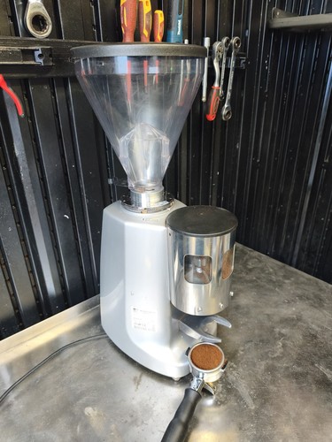 Commercial coffee grinder - ,