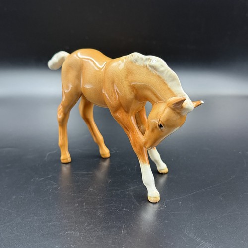 Beswick palomino horse foal - beswick,