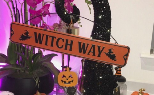 Haunted house halloween sign - house,