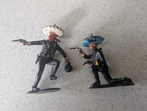 Crescent mexican bandit - mexican,