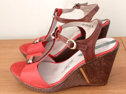 Elizabeth wedge platform - elizabeth,