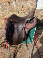 Reactor Panel Dressage Saddle