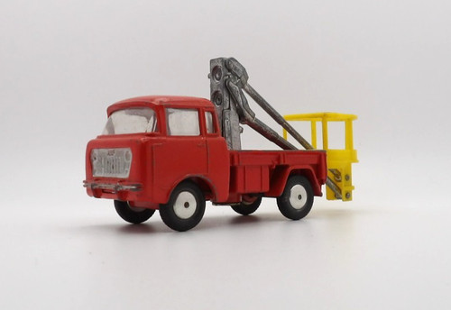 Corgi toys jeep 150 red - toys, fc-150