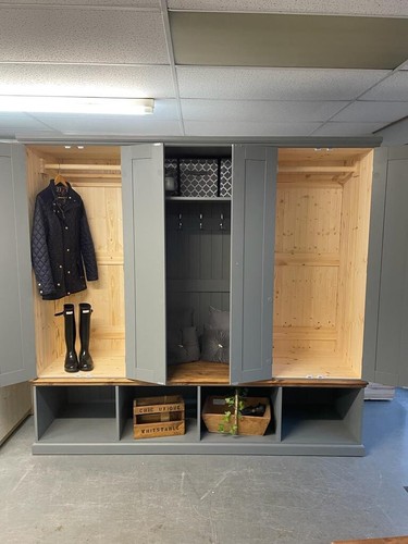 Huge cupboard special offer - huge, cupboard,special