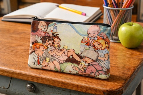 Pencil case retro vintage - pencil, retro/vintage