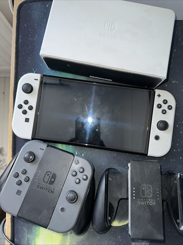 Nintendo switch oled - nintendo,