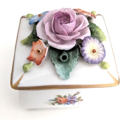 Vienna porcelain manufacture - porcelain,