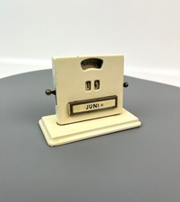 Rare Bauhaus Art Deco white Enduring perpetual desk calendar by Jacob Maul 