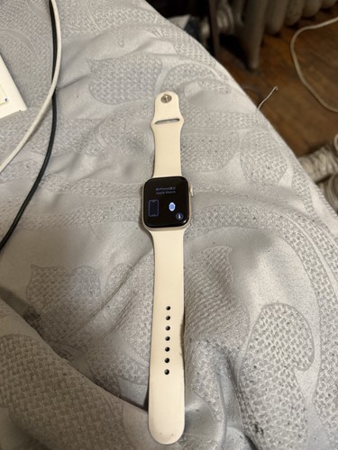 Apple watch silver aluminum - watch,