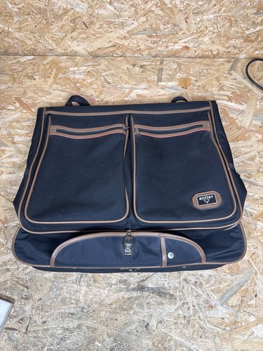 Antler suit carrier - antler, black