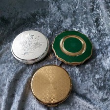 3 Vintage Stratton Powder Compacts.  Good Condition.