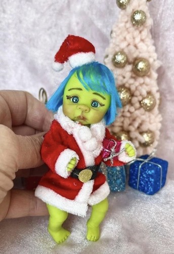 Ooak grinch baby - baby, girl