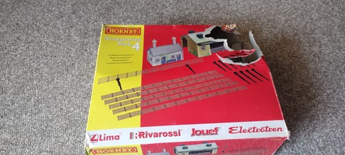 R8230 hornby gauge - ,